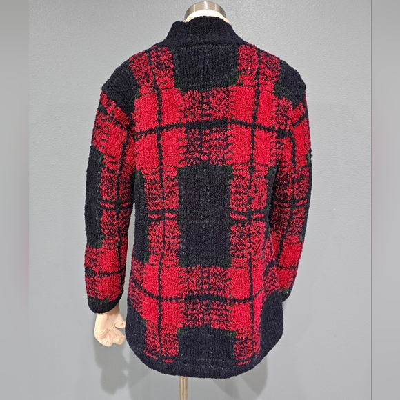 Vintage JONES NEW YORK Red Plaid Chenille Wool Blend Knit Oversized Sweater S - Picture 2 of 7